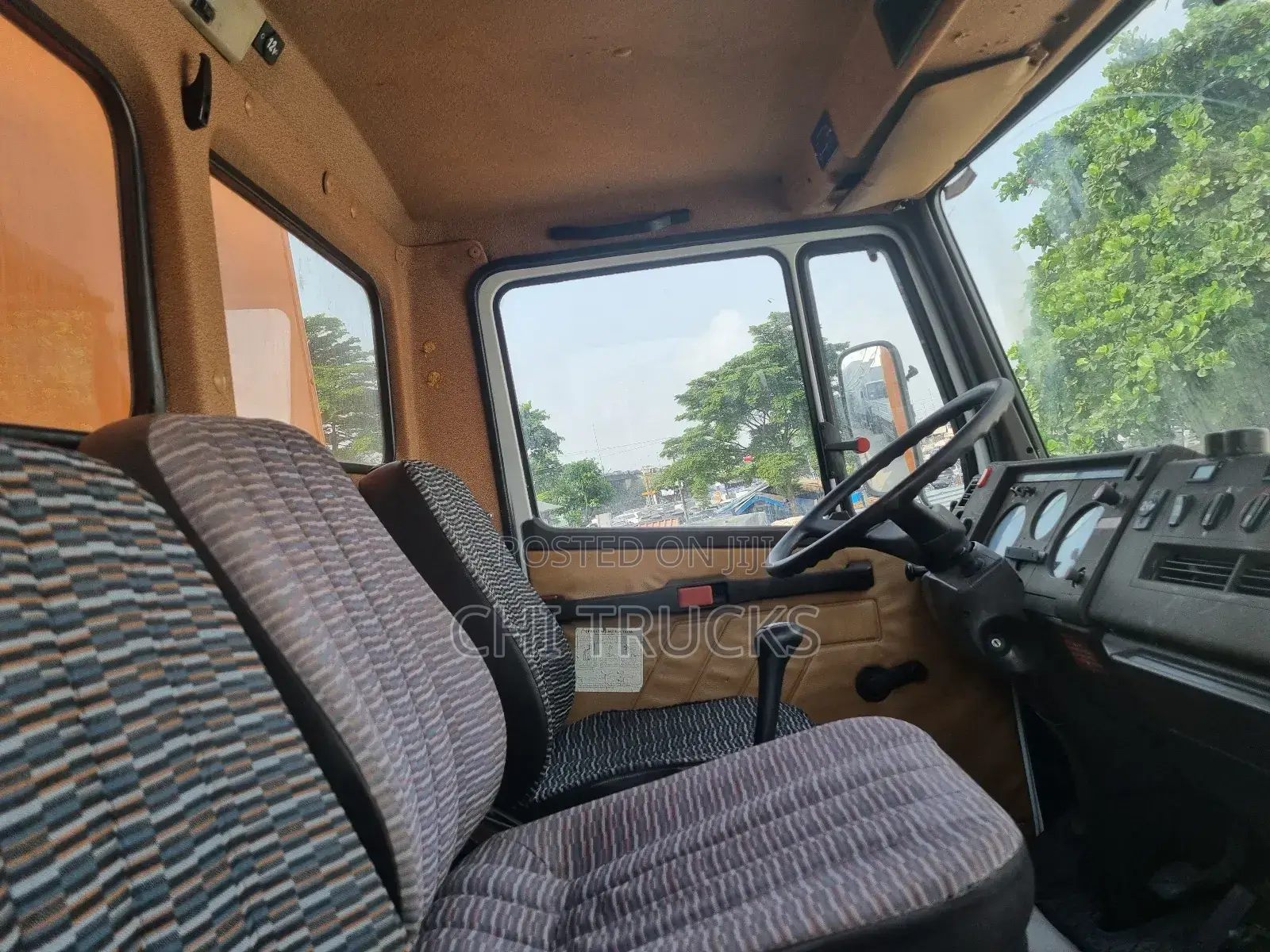 Mercedes Benz Truck 814