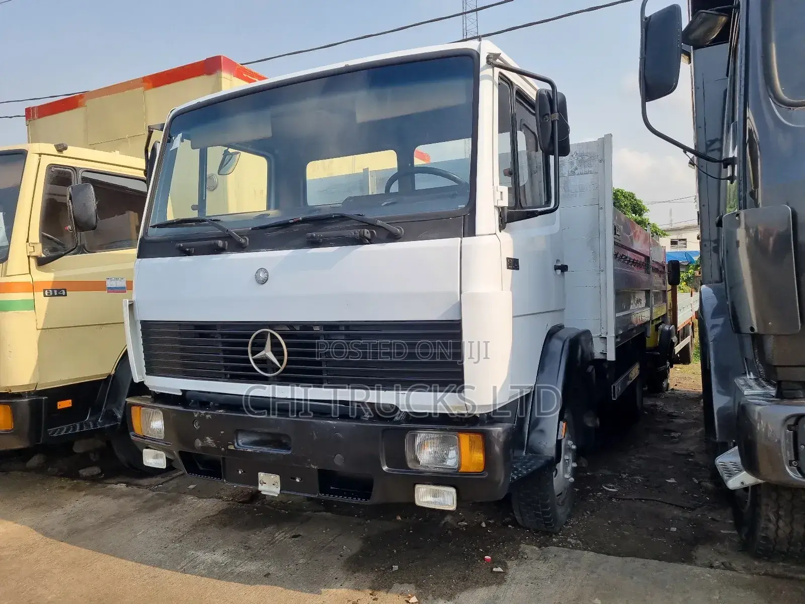 Mercedes Benz German 814 Pickup Truck 2015 White