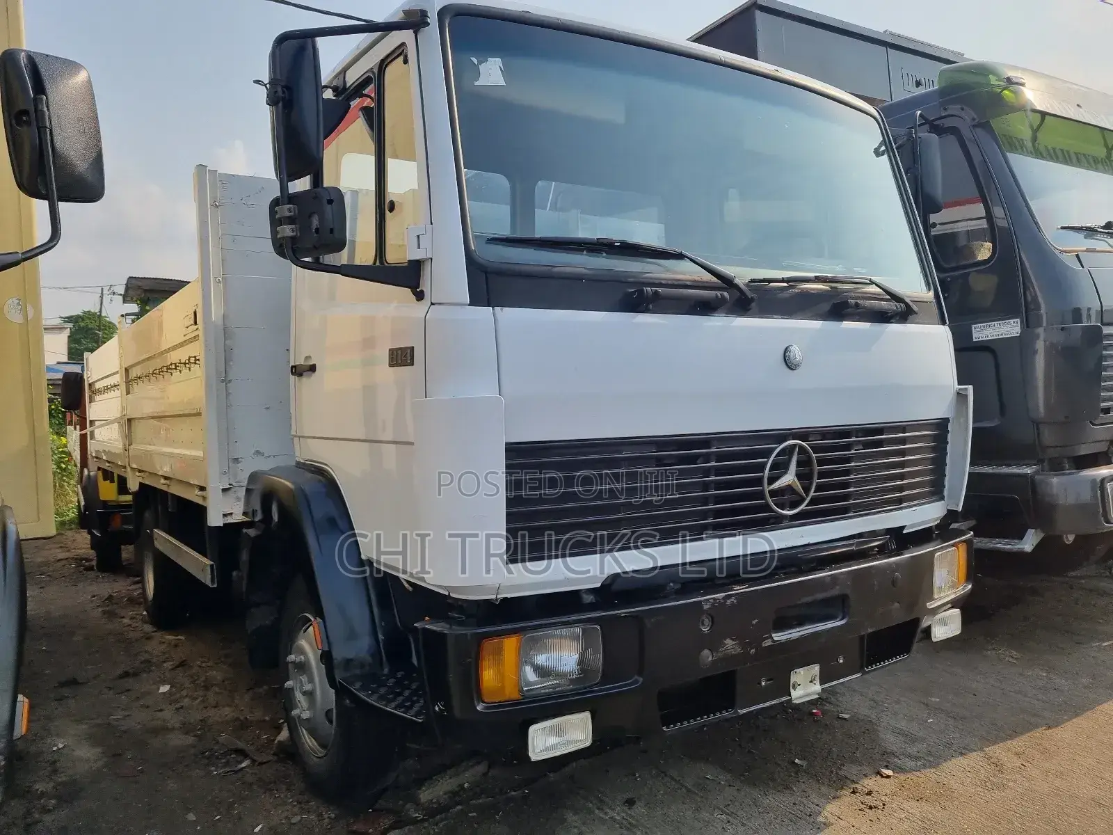 Mercedes Benz German 814 Pickup Truck 2015 White