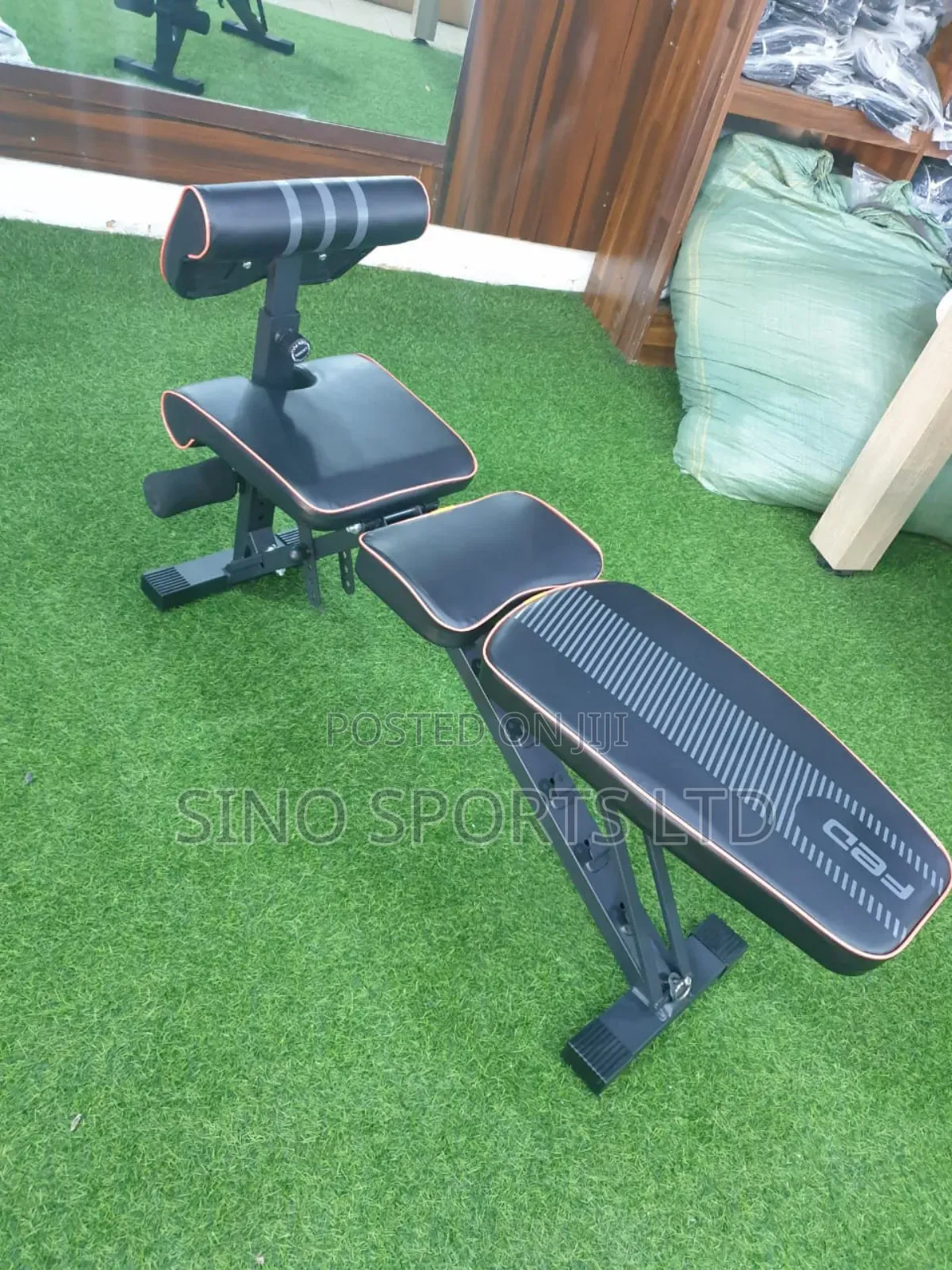 Adjustable Weight Bench