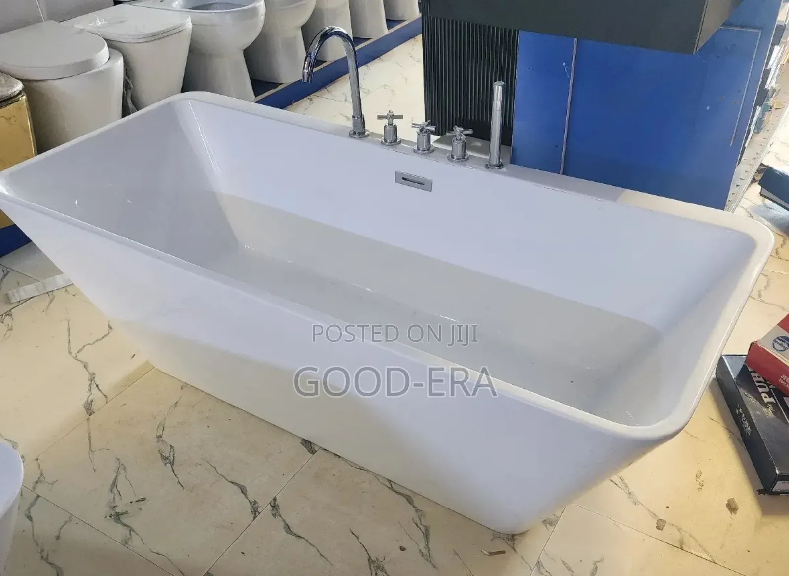 Free Standing Bath With Mixer