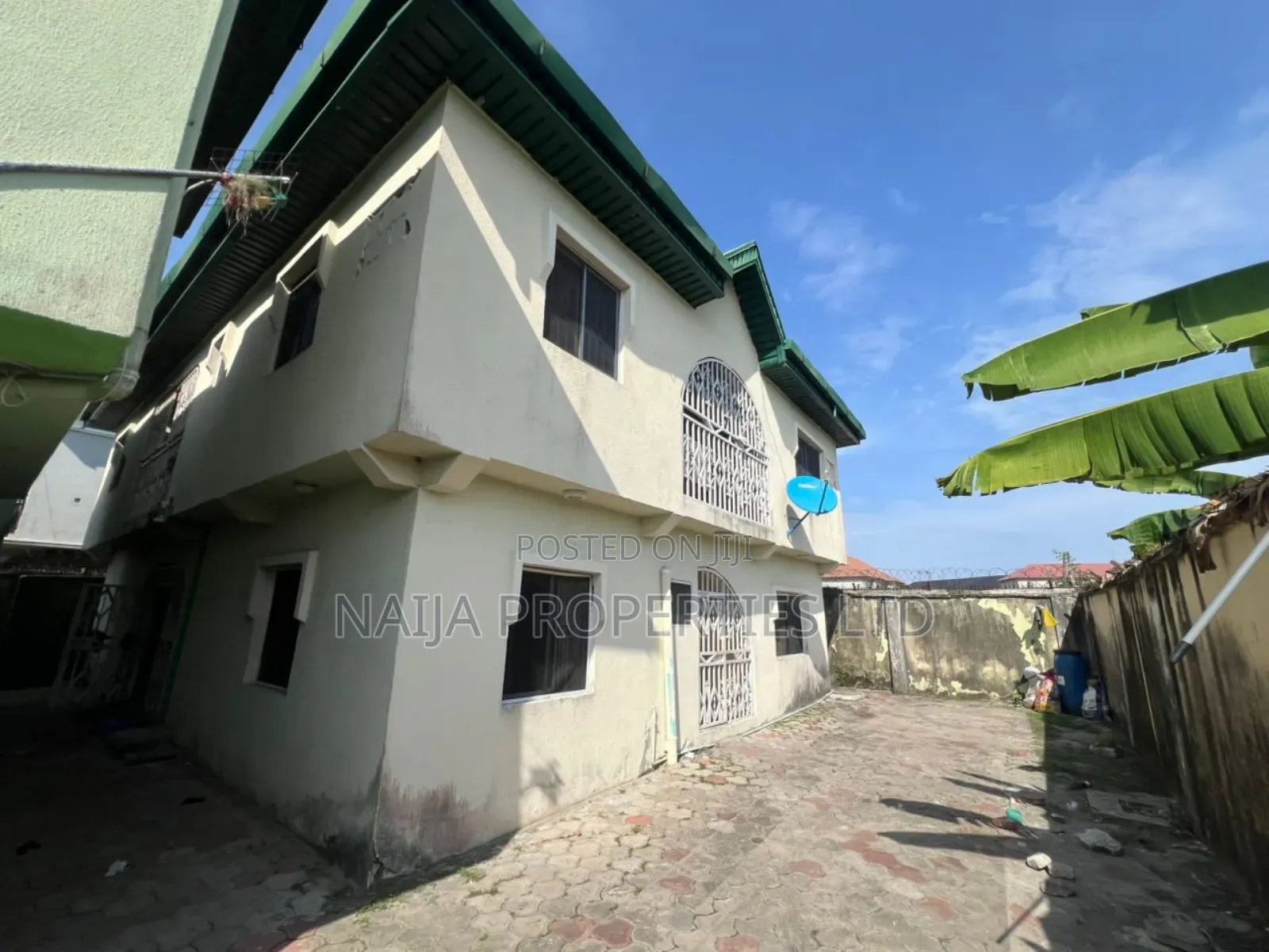 2bdrm Block of Flats in United' Estate., Sangotedo for sale