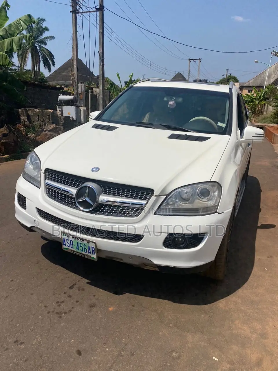 Mercedes-Benz M Class ML550 AWD 4MATIC 2009 White
