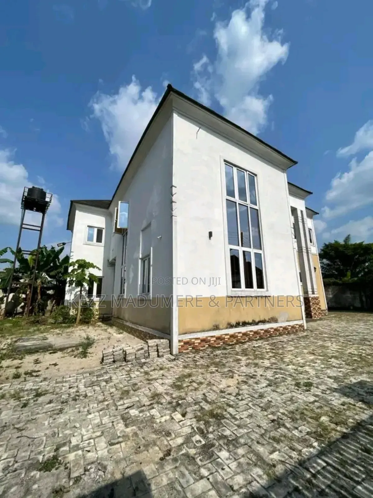 5bdrm Duplex in Sars Road Port for sale