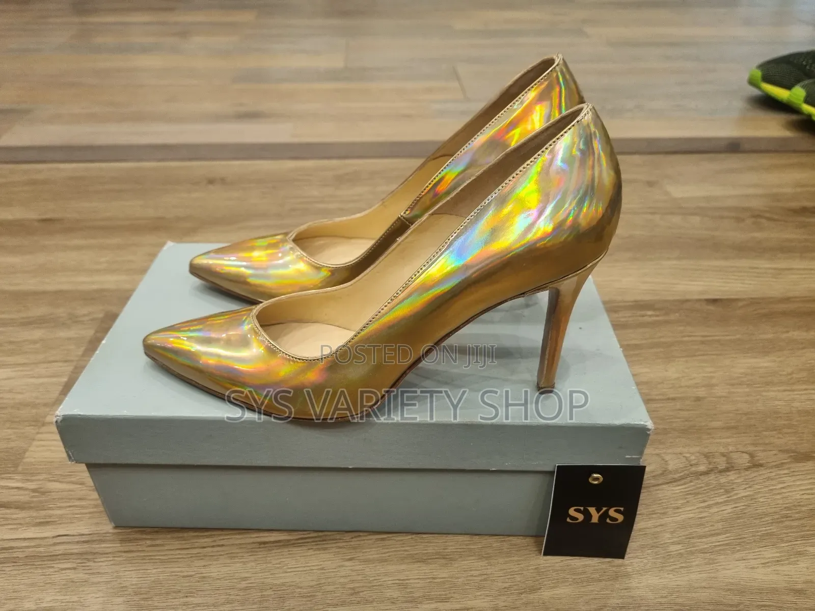 Vero Cuoio Women Elegant Shiny Heel