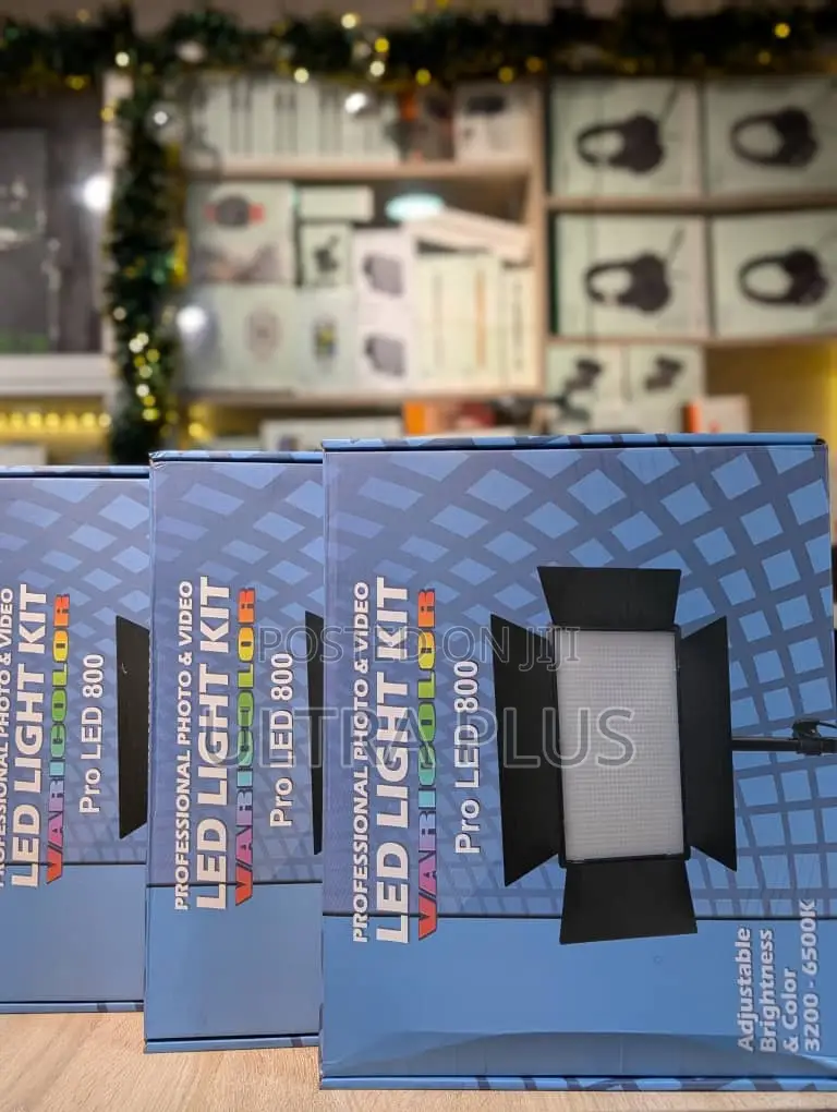 Pro Led 800 Light Kit + Tripod Stand + Batteries