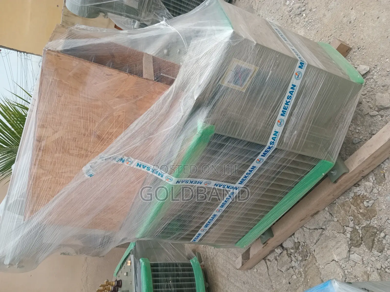 Meksan 300 by 33 Kva Electrical Power Transformer