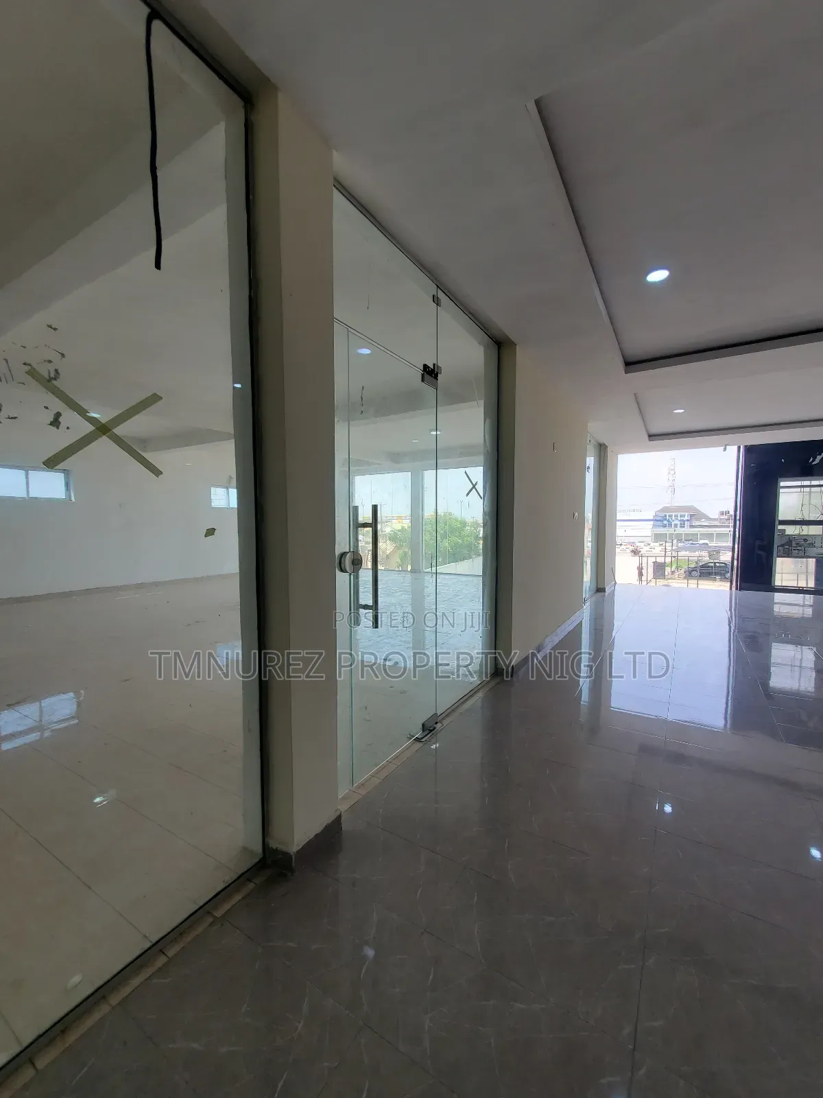 Showroom Direct Facing Road