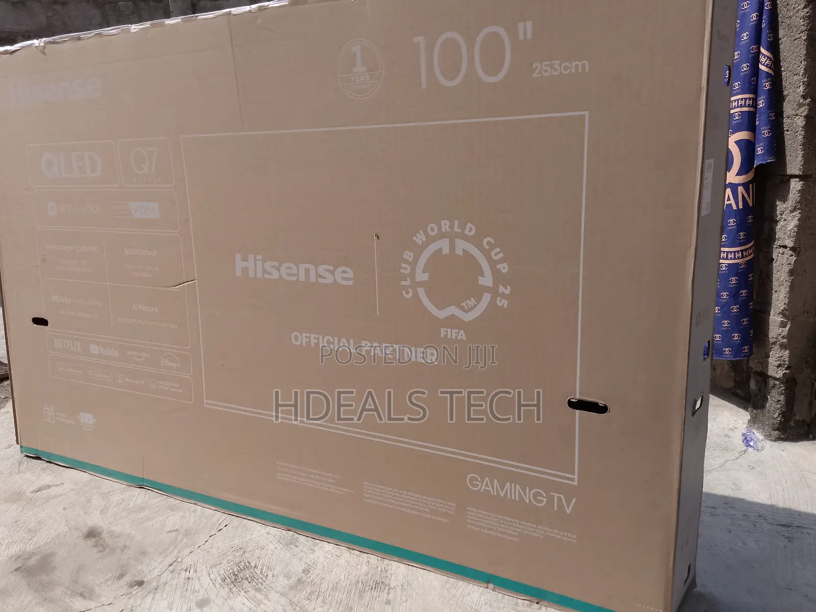 Hisense 100 Inch Wide Screen Tv for Family Room