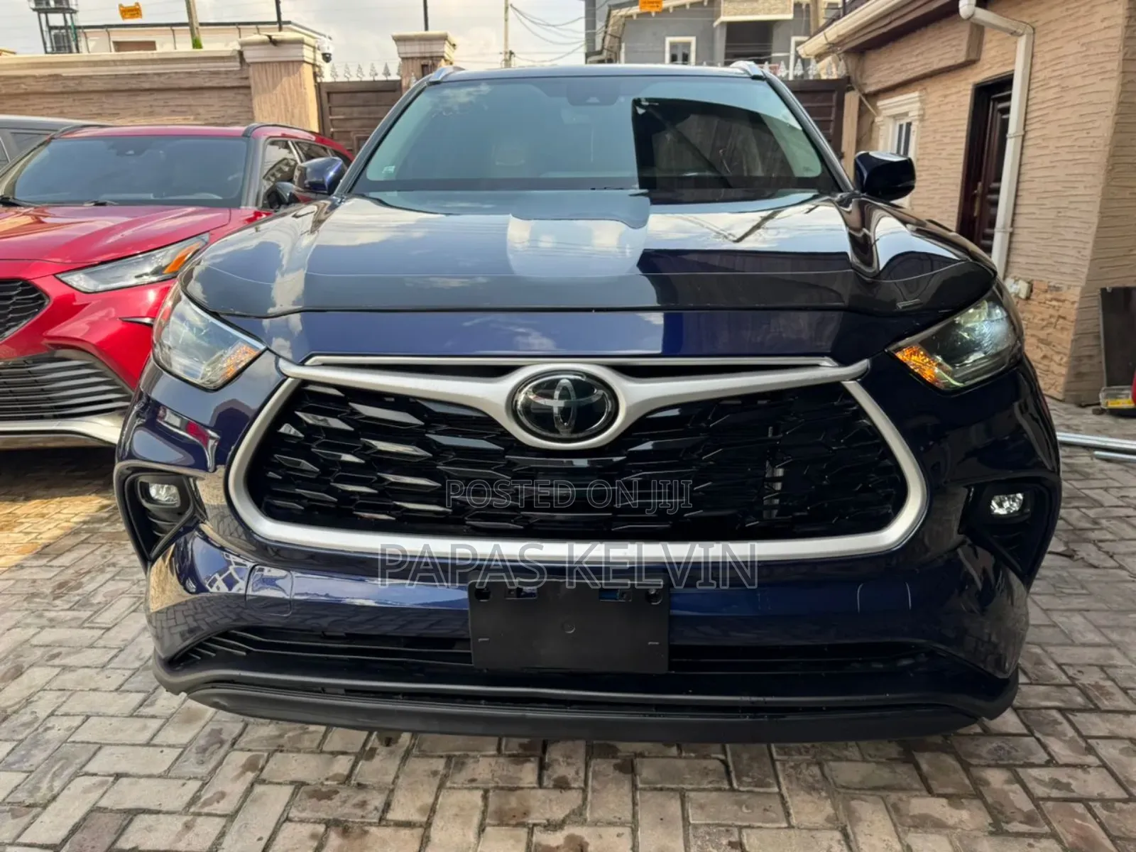 Toyota Highlander XLE 2021 Blue