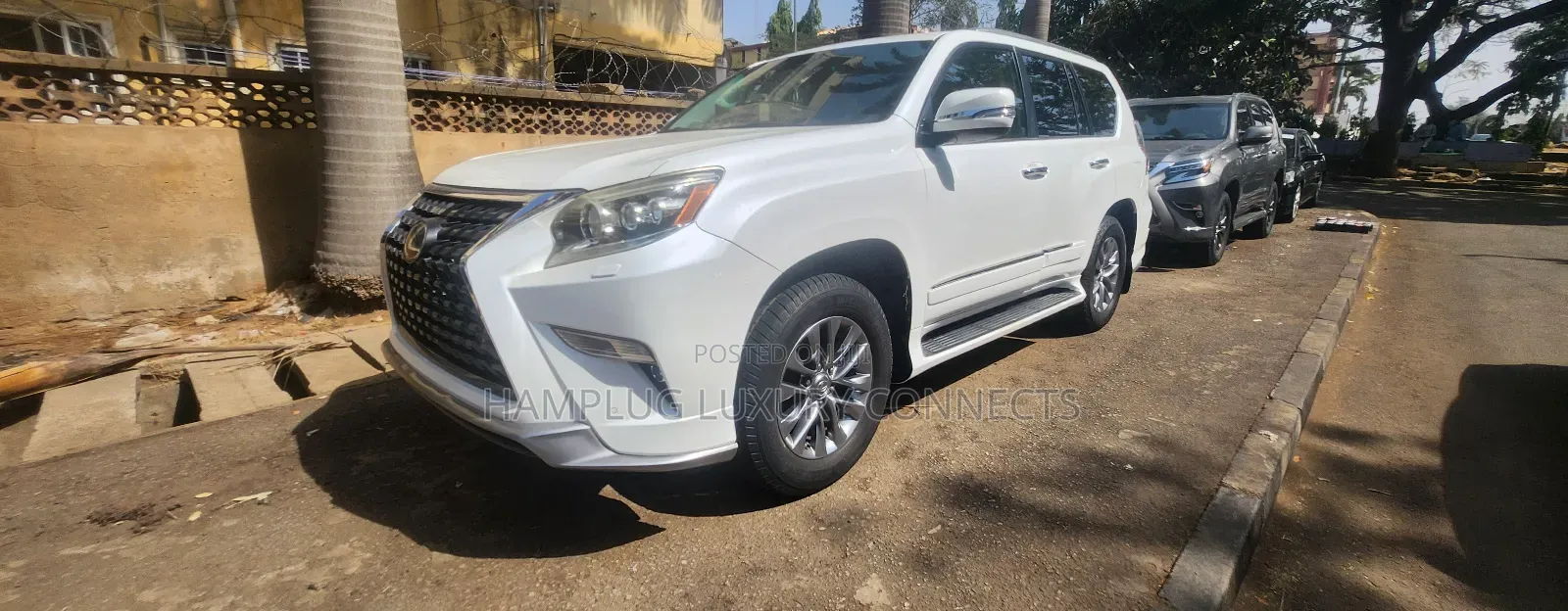 Lexus GX 2019 White