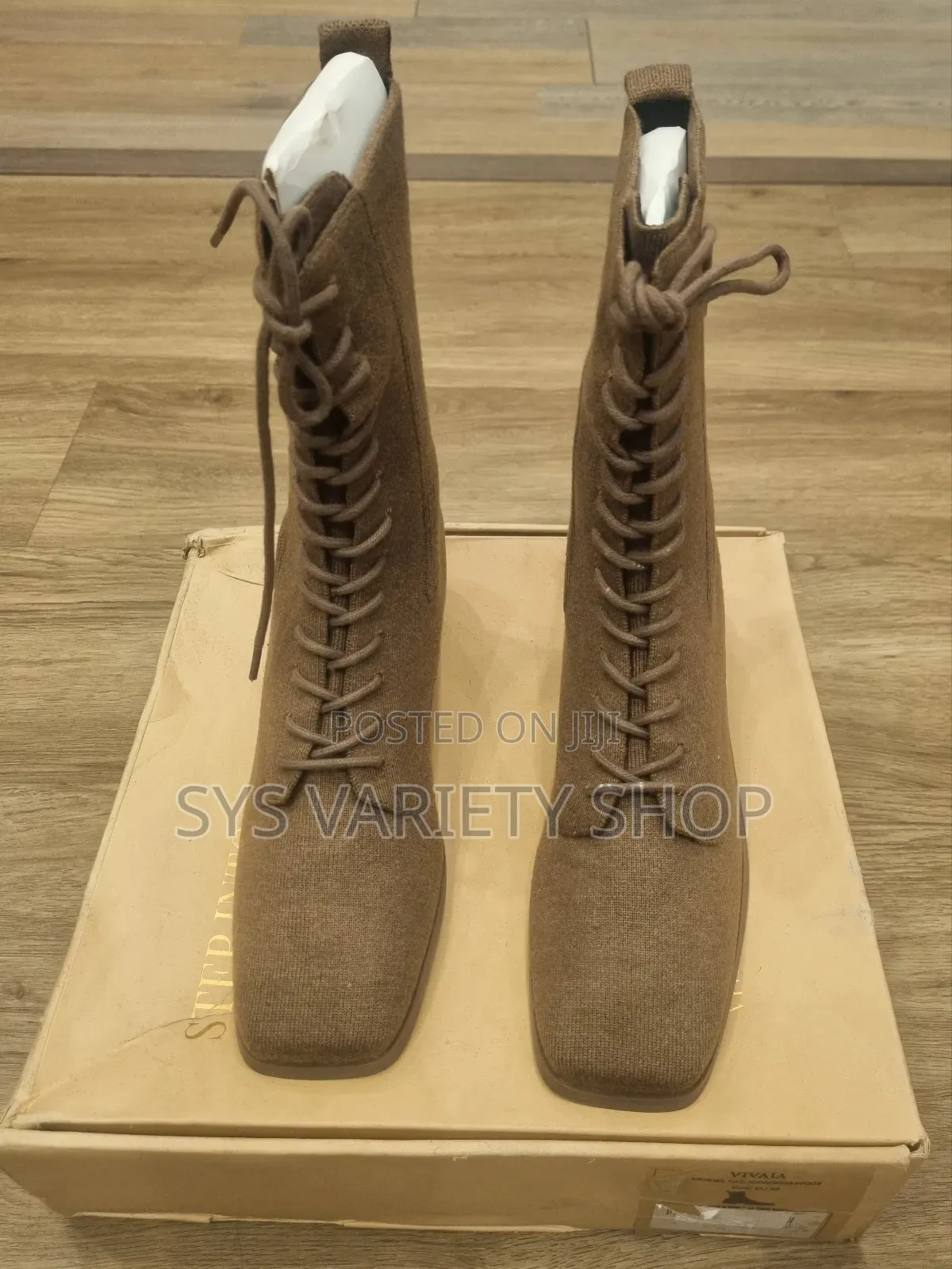 Vivaia Square Toe Lace Up Boots