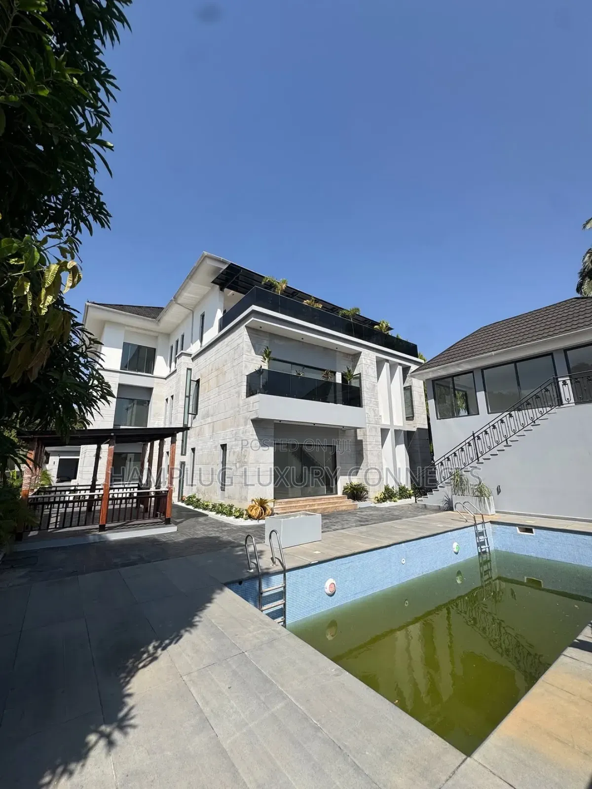Furnished 7bdrm Duplex in Maitama for sale