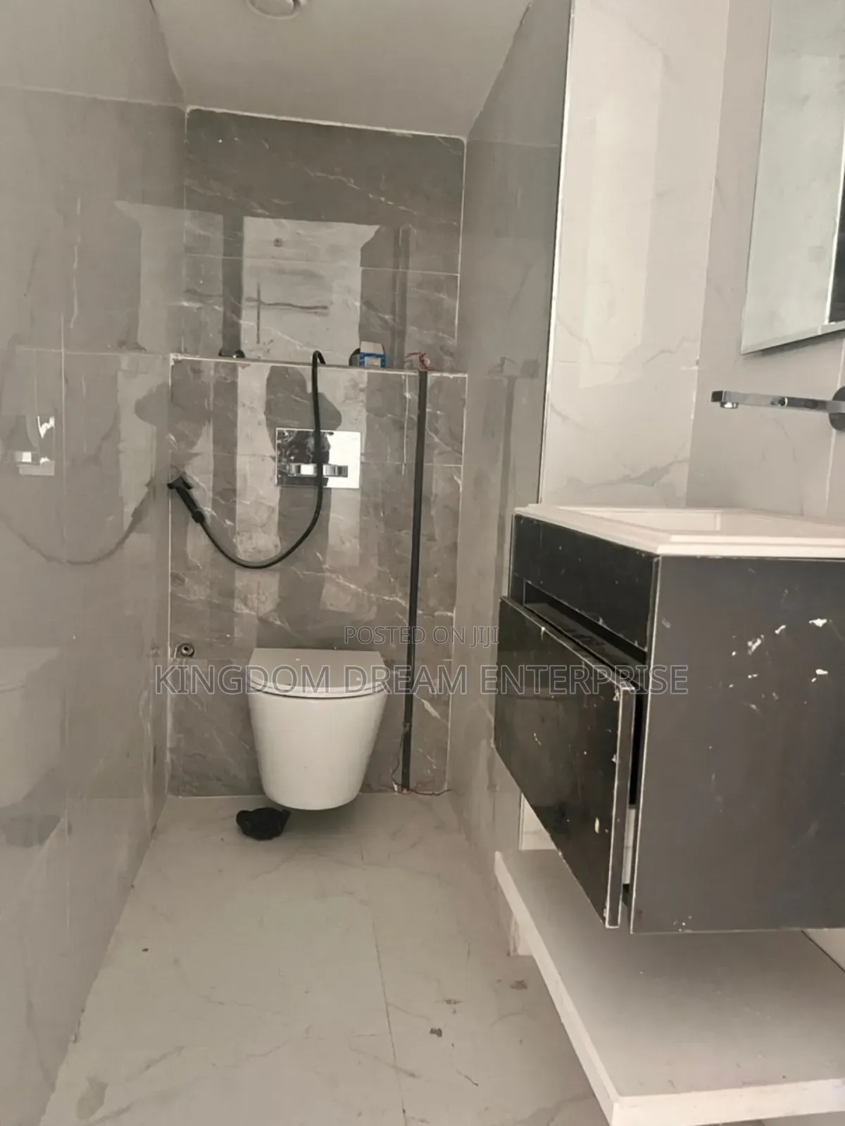 4bdrm Townhouse / Terrace in Banana Island Ikoyi for rent