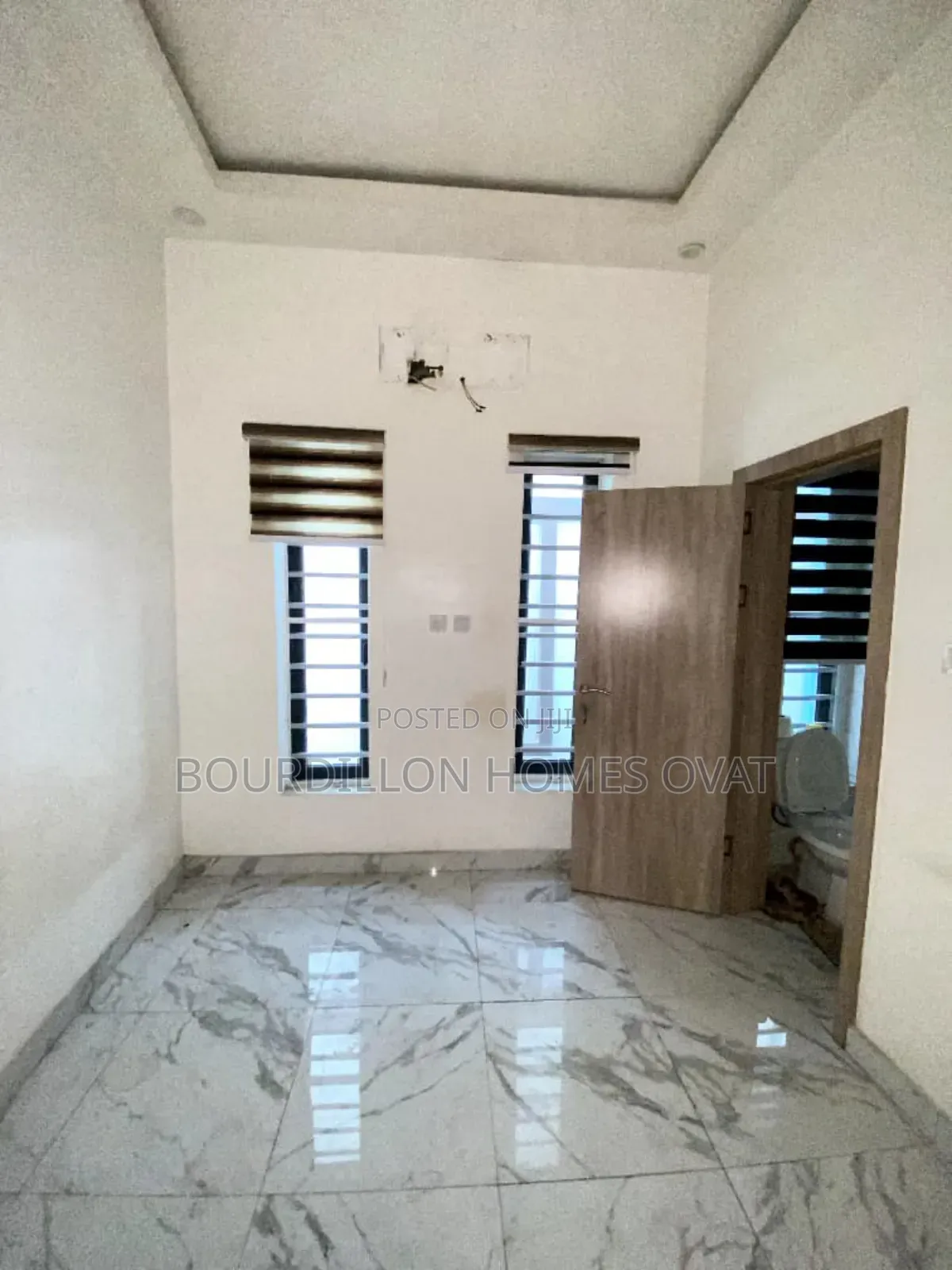 4bdrm Duplex in Ikota Villa Estate for rent