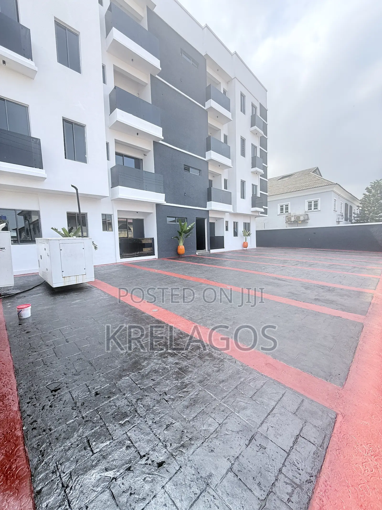 2bdrm Apartment in Lekki for sale