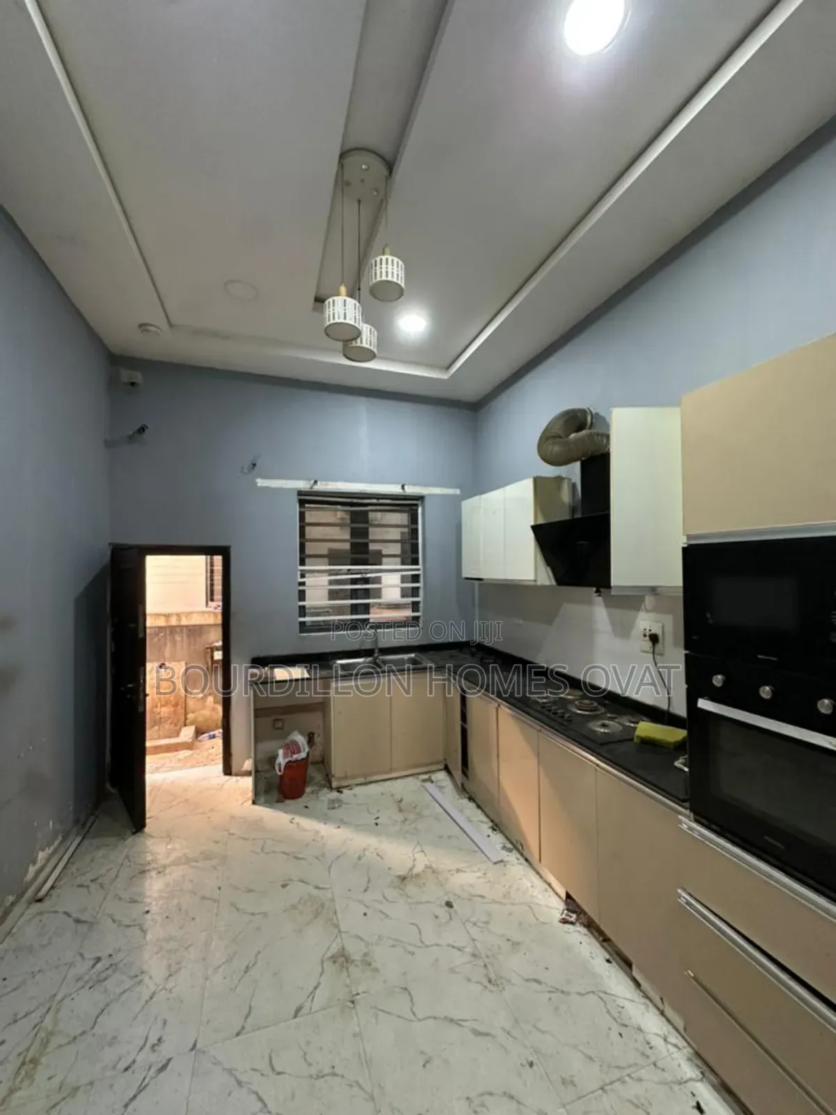 4bdrm Duplex in Ikota Villa Estate for rent