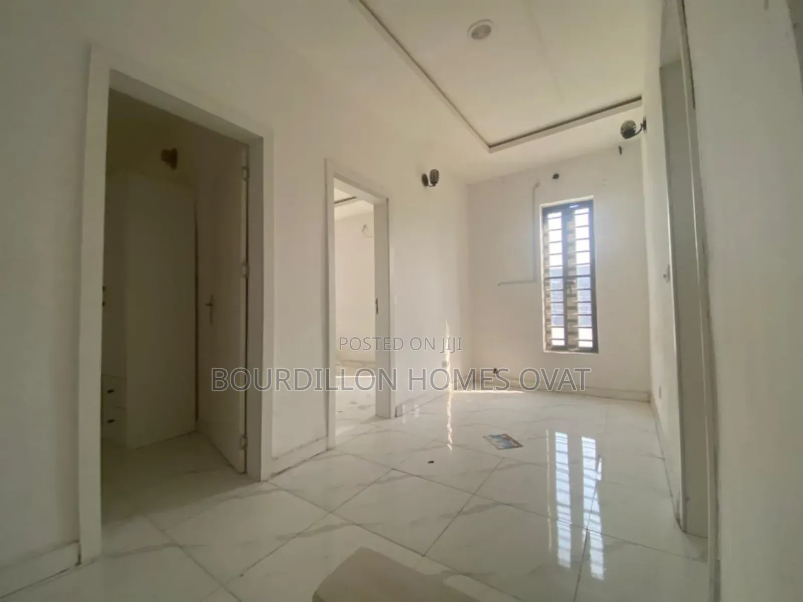 3bdrm Duplex in Ikota Villa Estate for rent