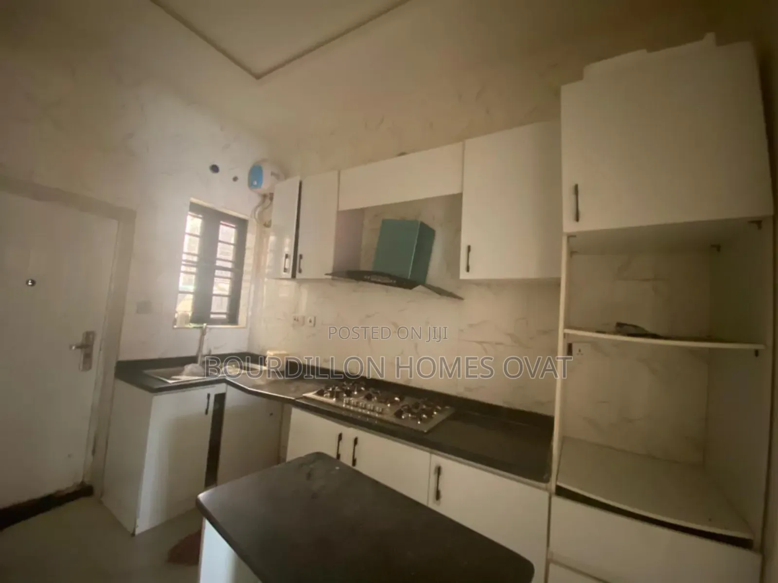 3bdrm Duplex in Ikota Villa Estate for rent