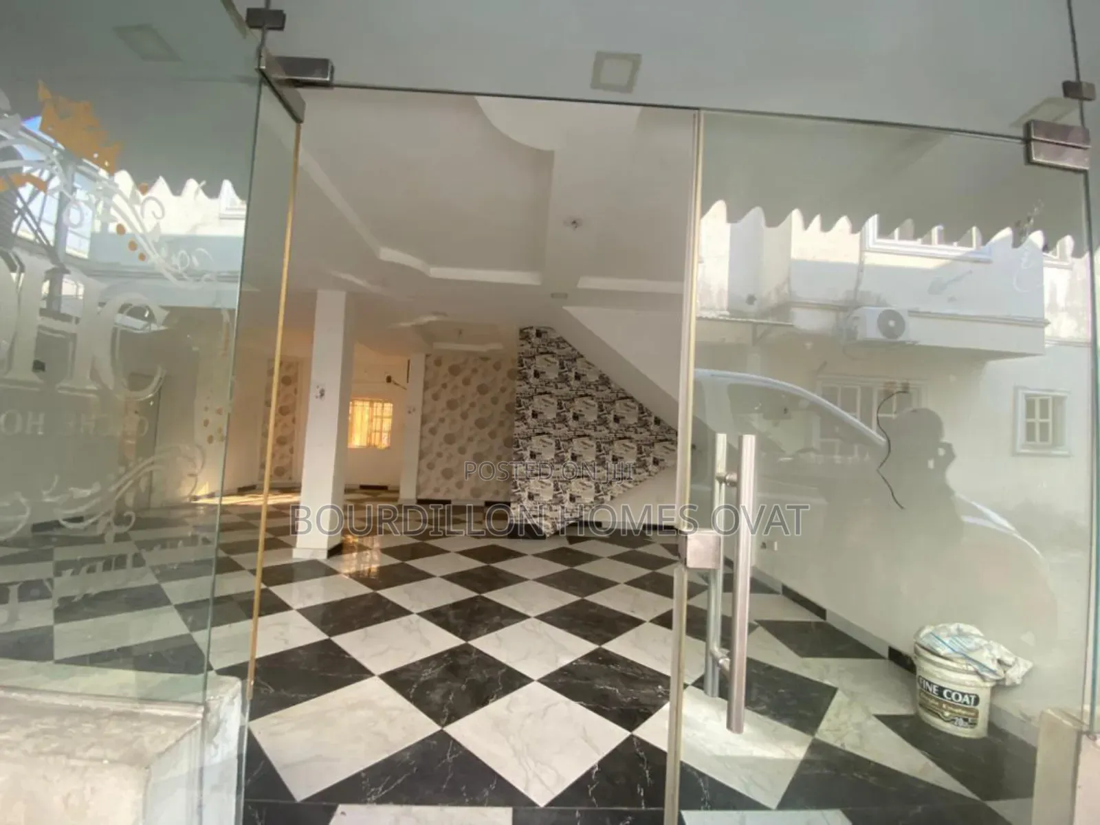 1bdrm Apartment in Lekki Phase 1 for rent