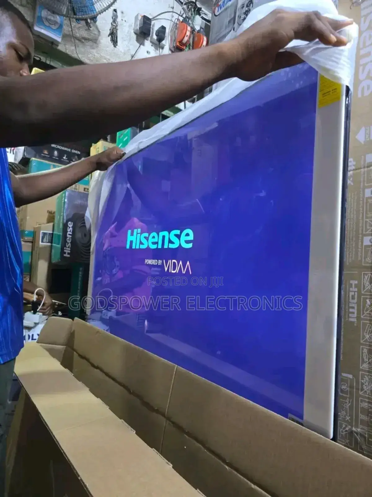 Hisense 65 Inch Q Series Smart Tv, (Free Hanger)