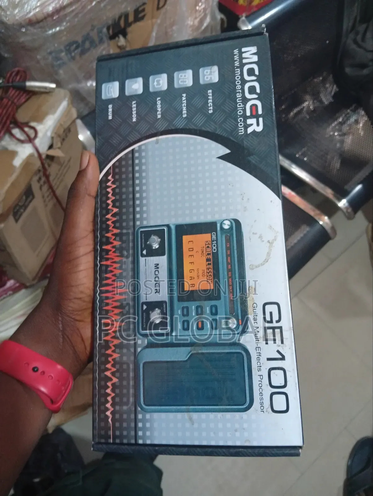 Moore Guitar Effect Pedal Ge100