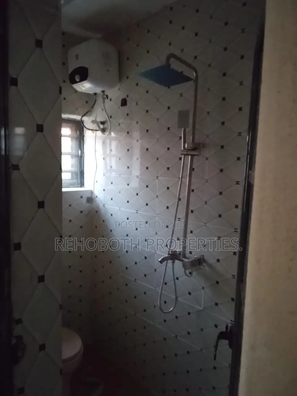 2bdrm Apartment in Akoji, Akala Express for rent