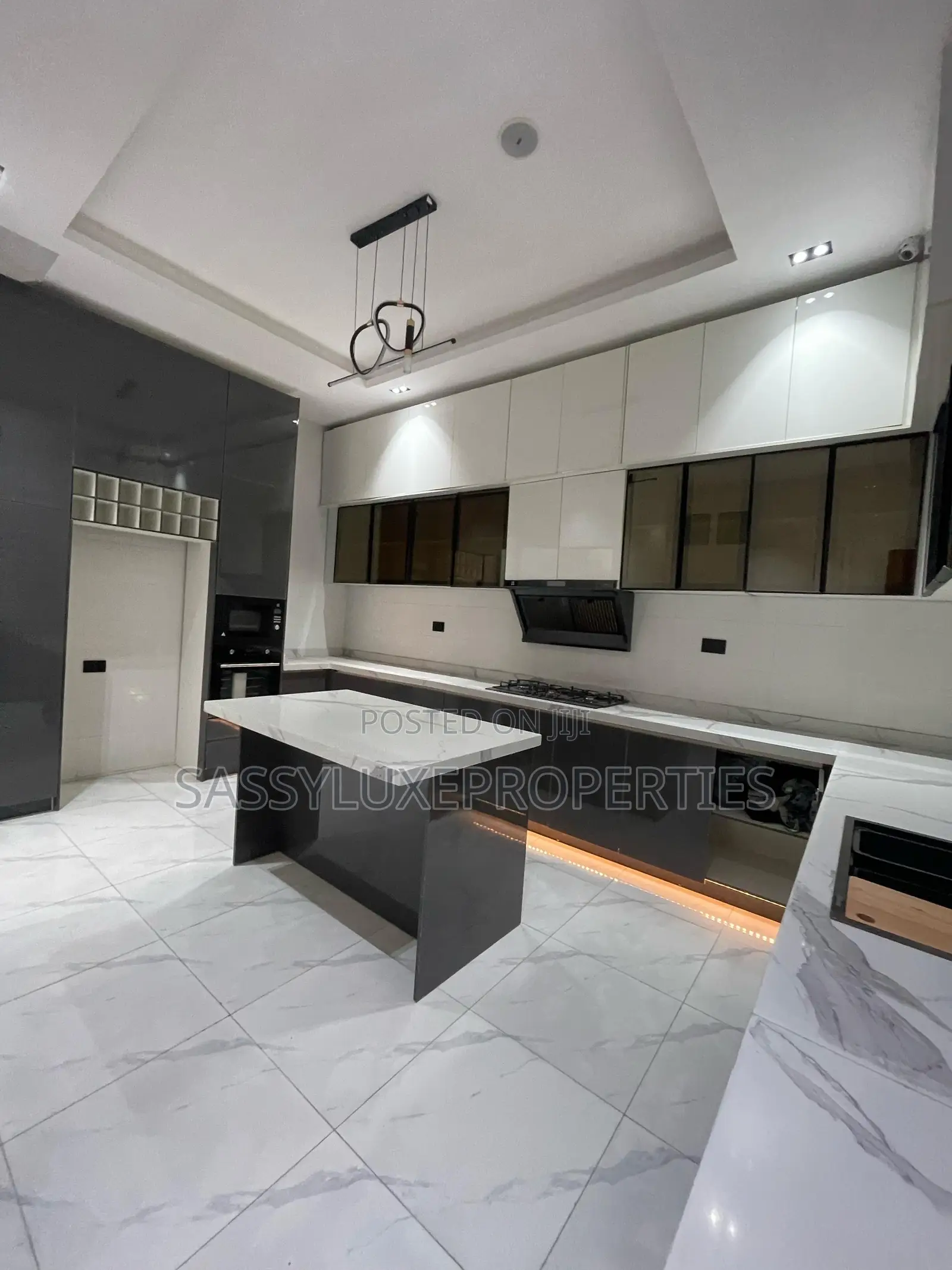 Furnished 5bdrm Duplex in Oakland Estate, Ajah for sale