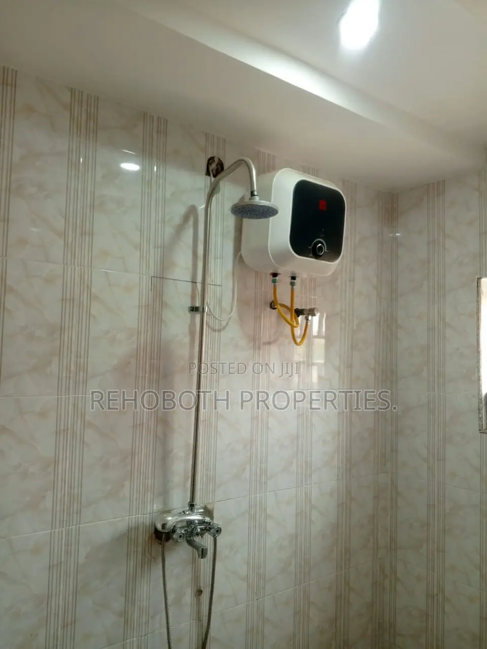 Furnished 3bdrm Apartment in Palm Garden, Oluyole for rent