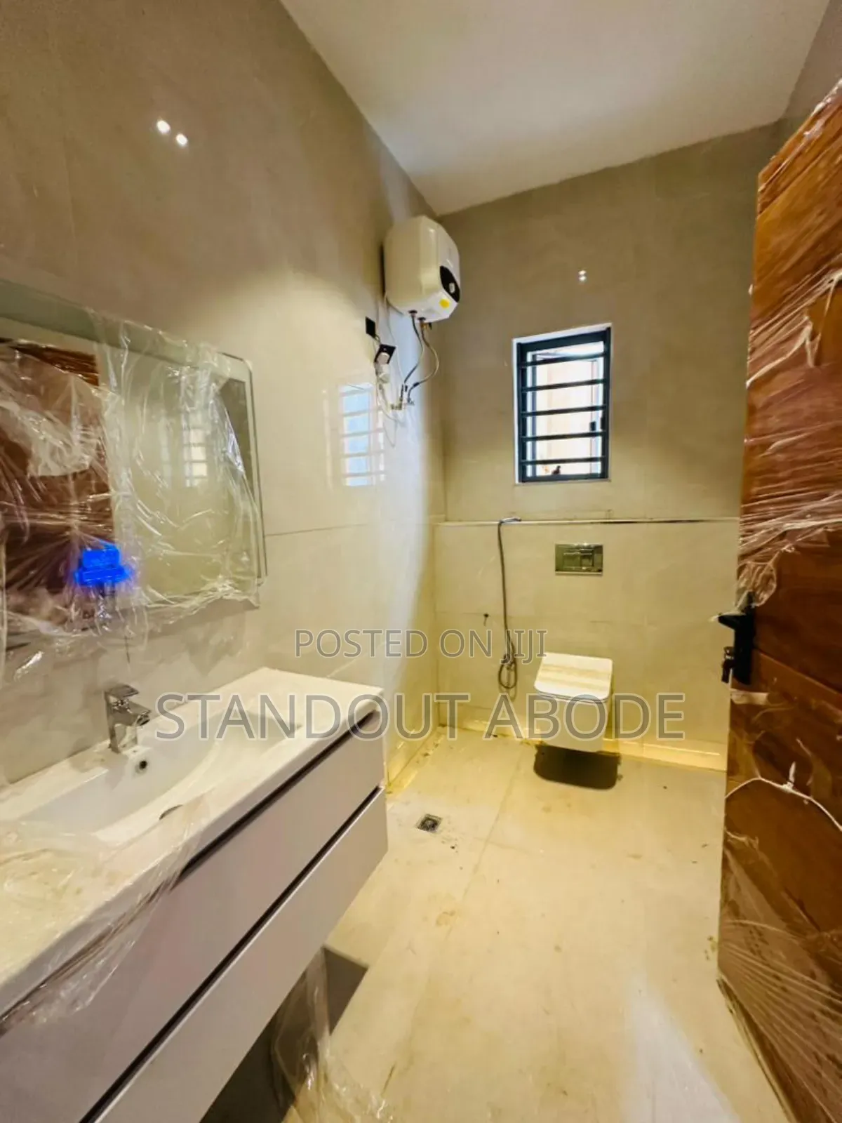 7bdrm Duplex in In Ikeja Gra for sale