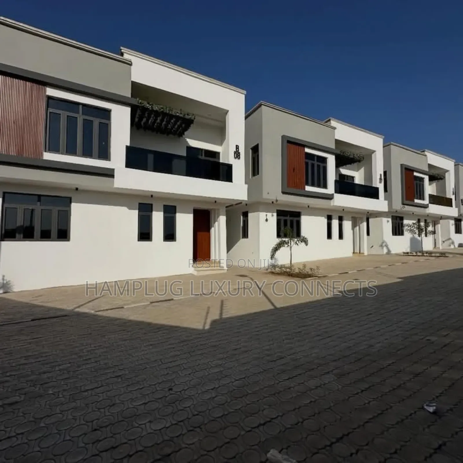 Furnished 4bdrm Duplex in Mabushi for sale