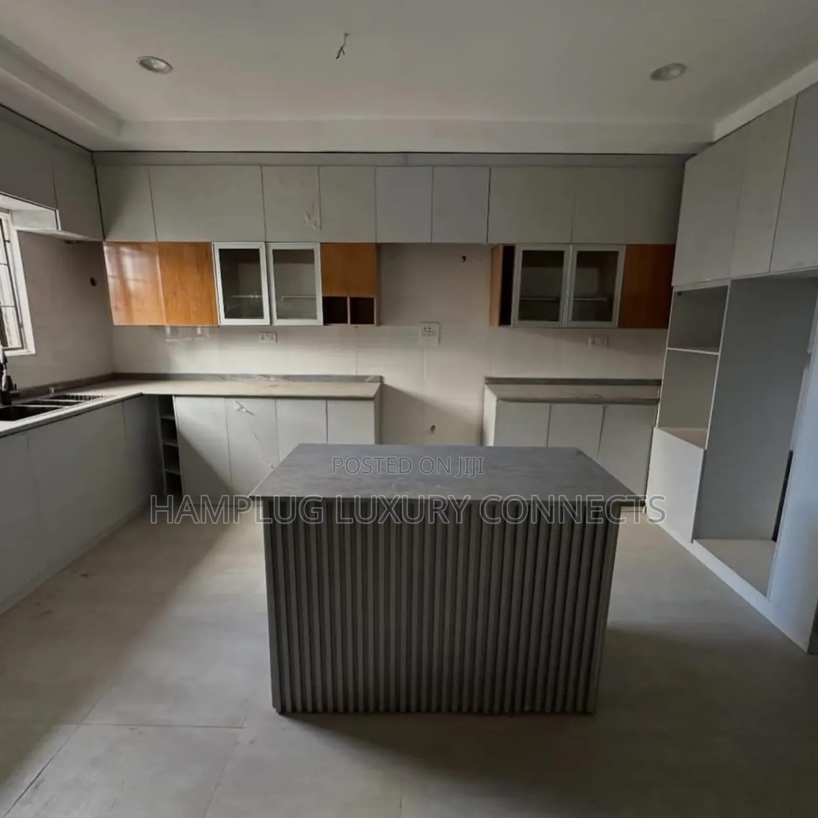 Furnished 4bdrm Duplex in Mabushi for sale