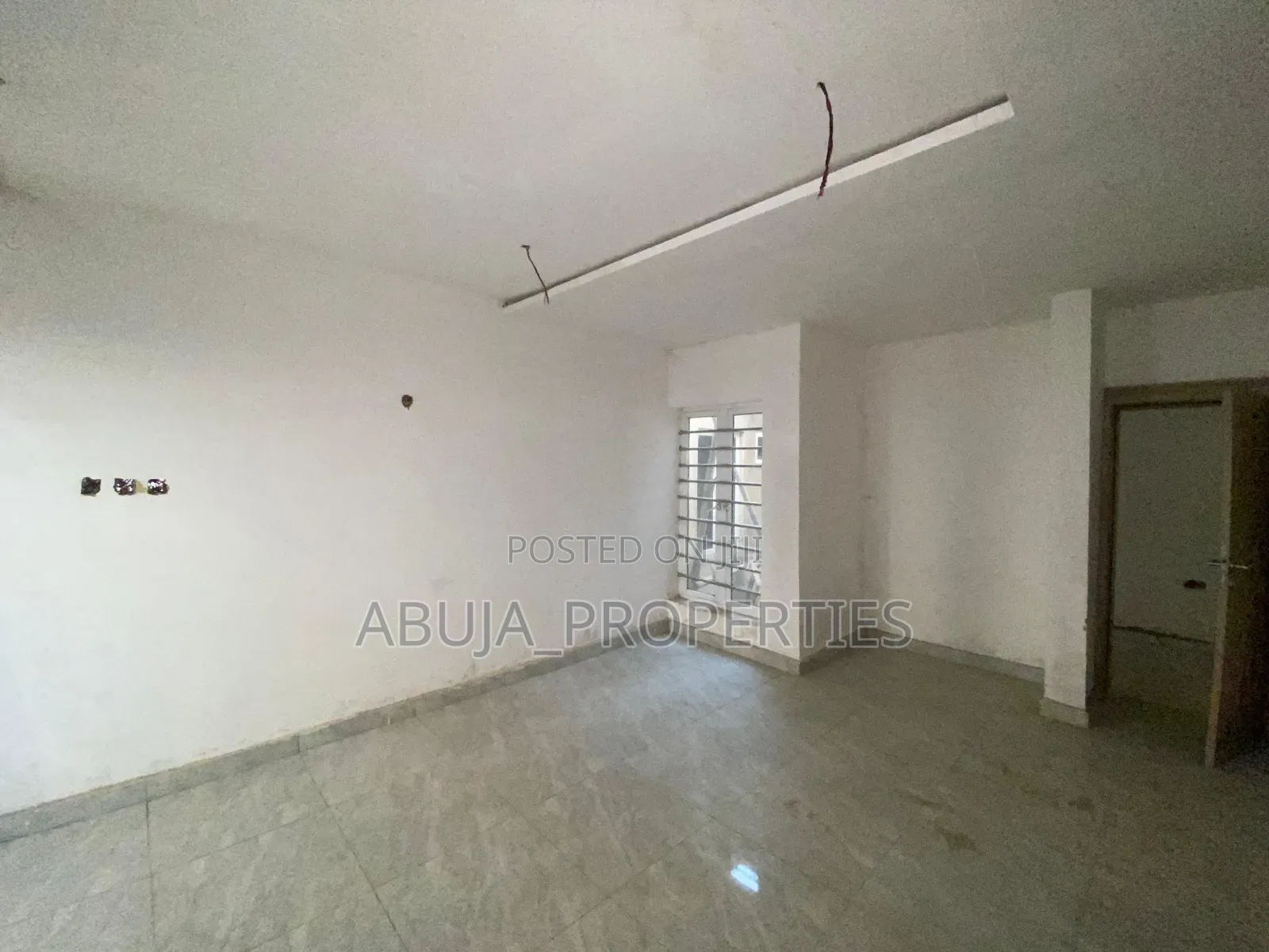 4bdrm Duplex in Guzape District for sale