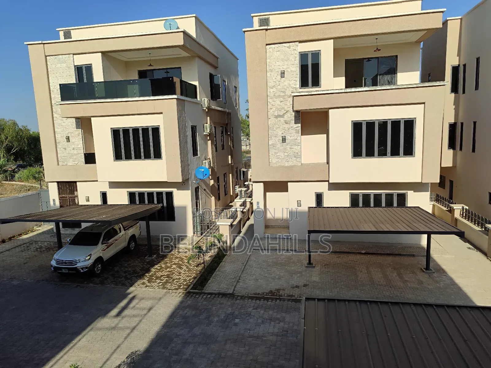 6bdrm Duplex in Zone 7 / Wuse for sale