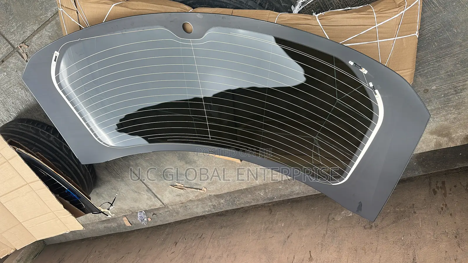 Back Windscreen Glass for Toyota Venza 2015 Available