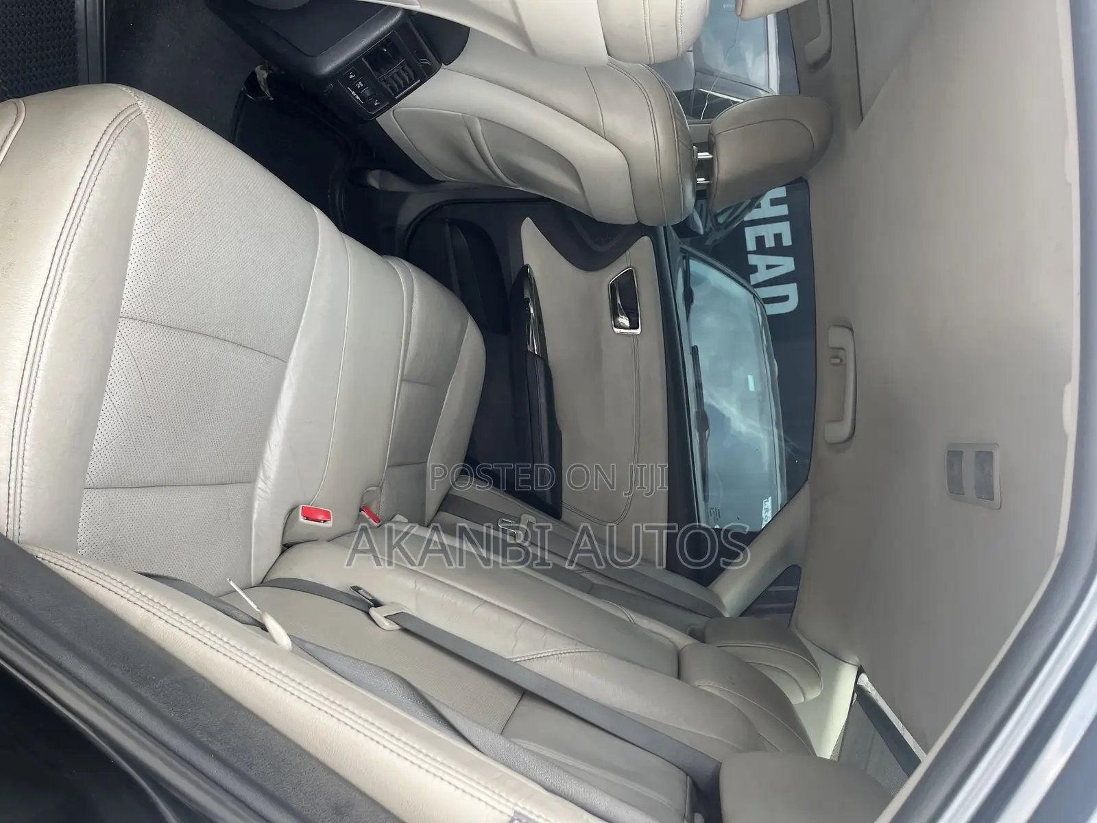 Toyota Avalon Limited Sedan FWD (3.5L 6cyl 6A) 2013 Black