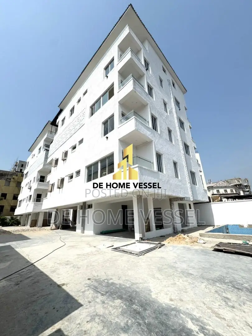2bdrm Apartment in Lekki Phase 1 for sale
