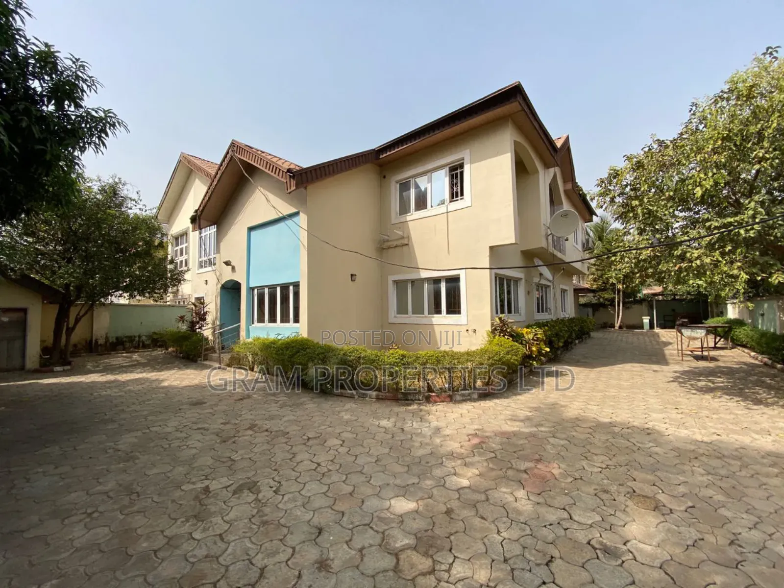 5bdrm Duplex in Judges Quarters, Gwarinpa for sale