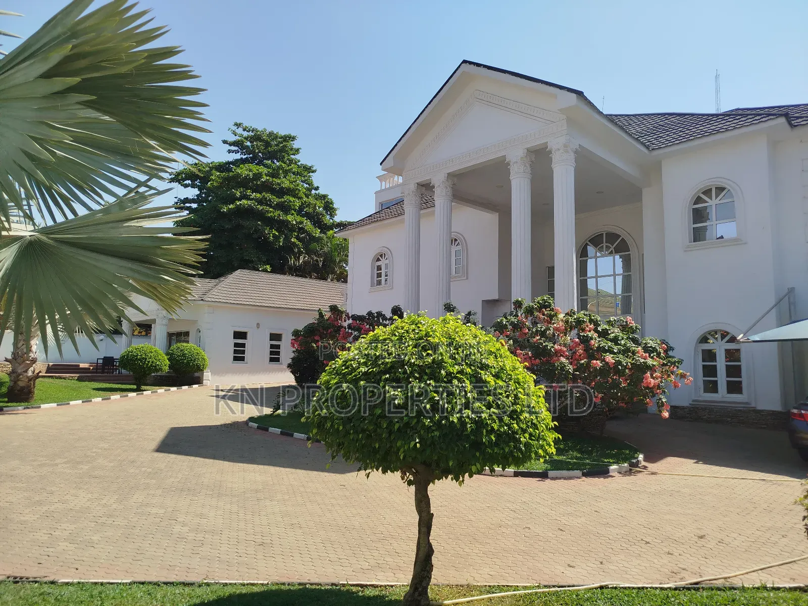 Furnished 3bdrm Duplex in Asokoro Main for rent