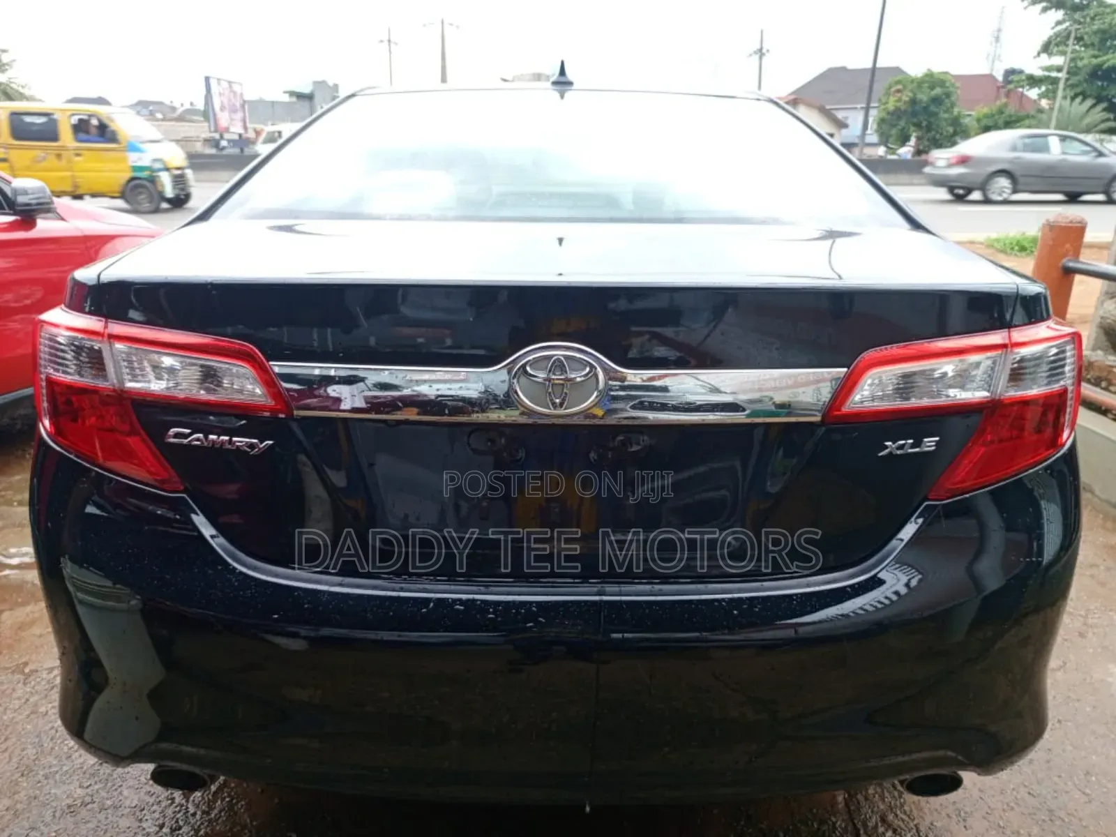 Toyota Camry XLE V6 4dr Sedan (3.5L 6cyl 6A) 2012 Black