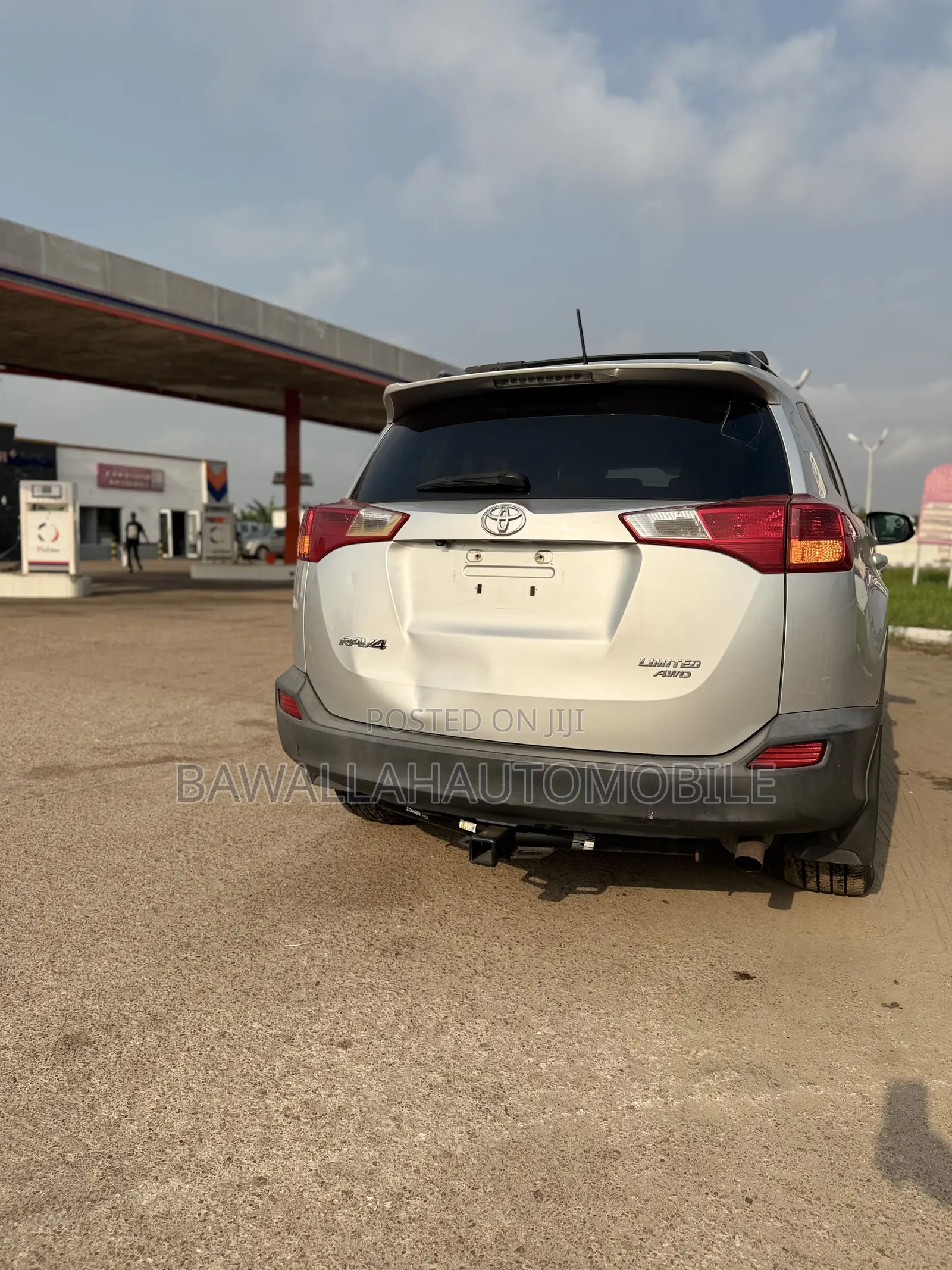 Toyota RAV4 Limited 4dr SUV AWD (2.5L 4cyl 6A) 2014 Silver