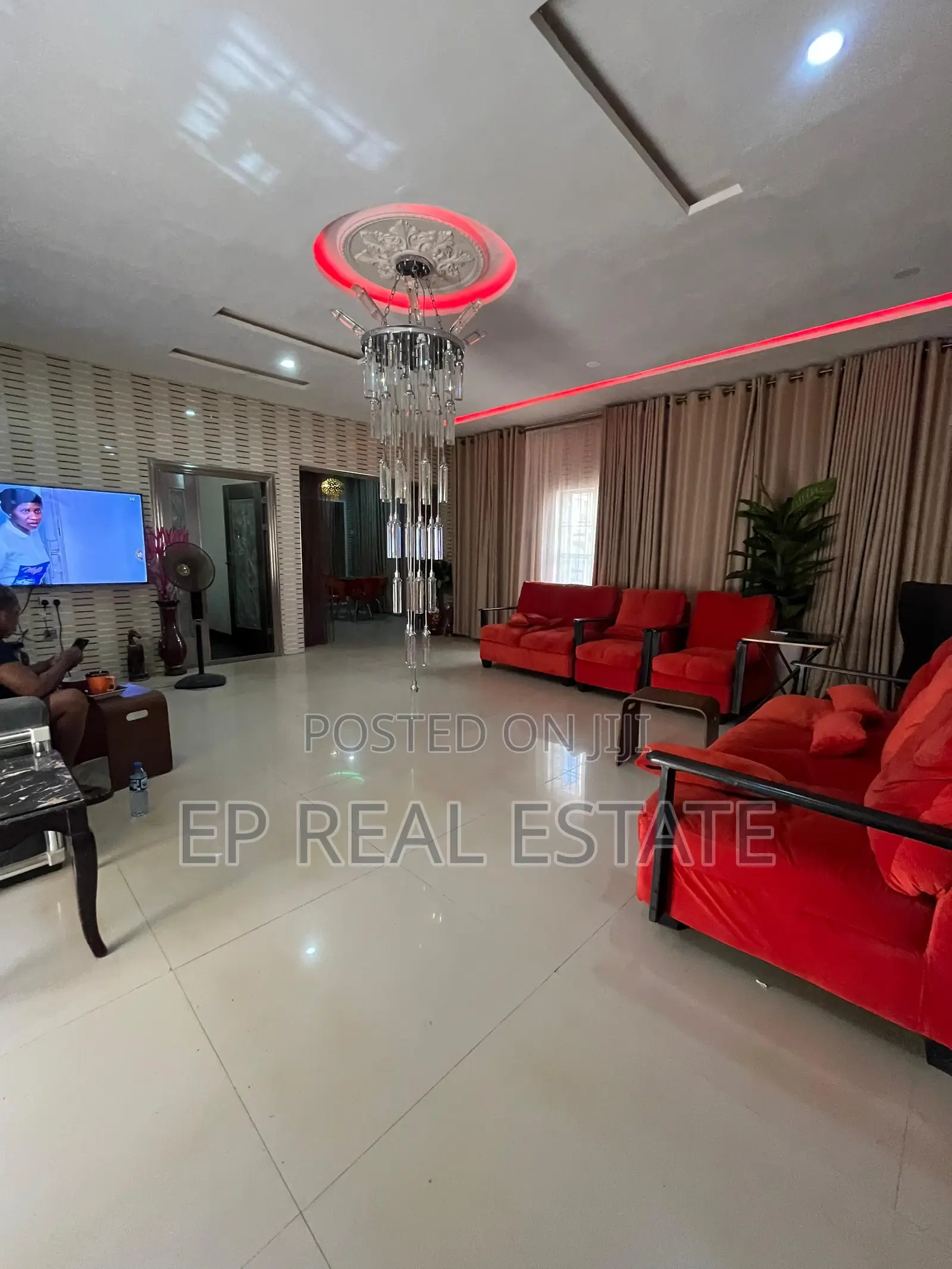 5bdrm Duplex in Apo Resettlement for sale