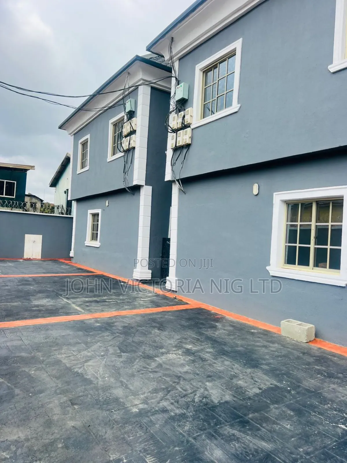 20bdrm Block of Flats in Igondu Phase 1, Back, Ikotun/Igando for sale