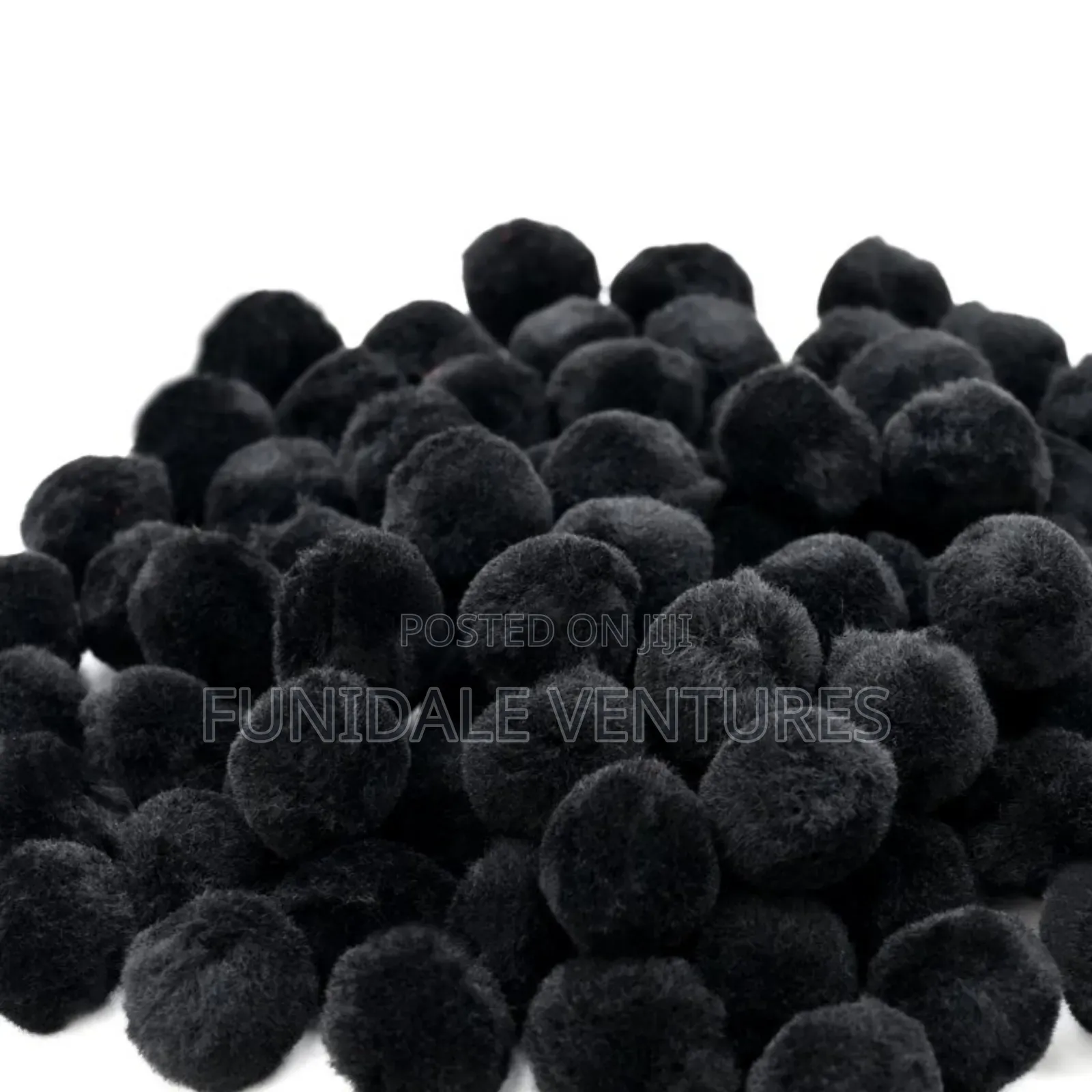 90pcs Black Pom Poms