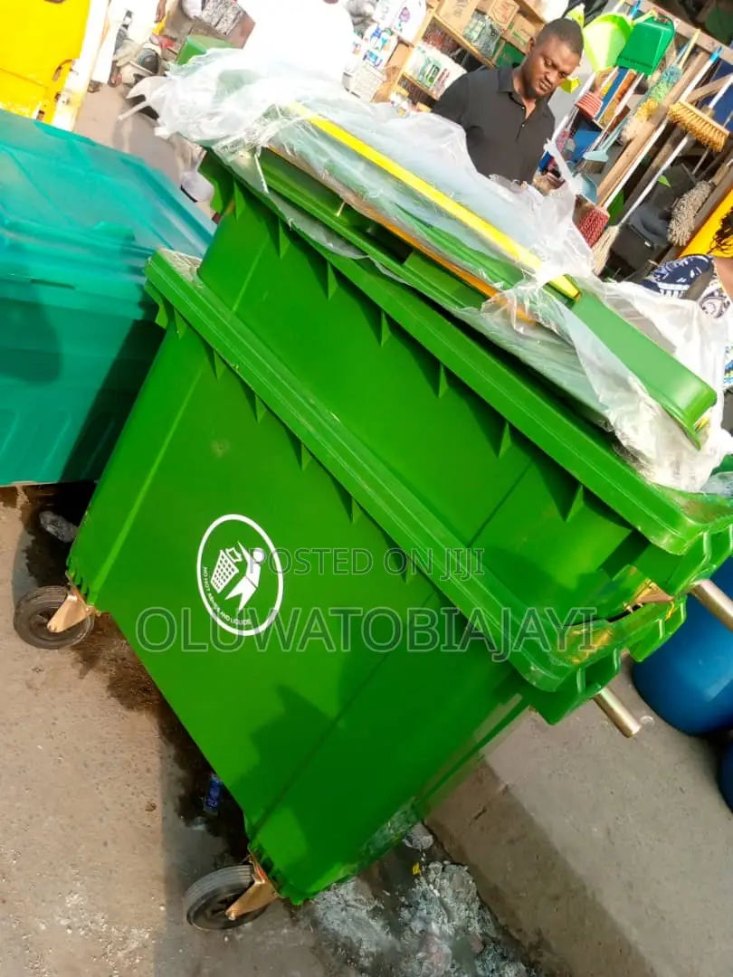 660liter Waste Bin