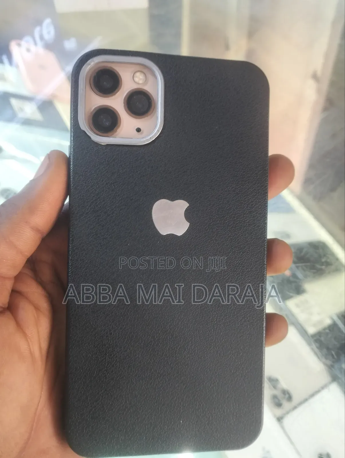 Apple iPhone 11 Pro Max 64 GB Gold