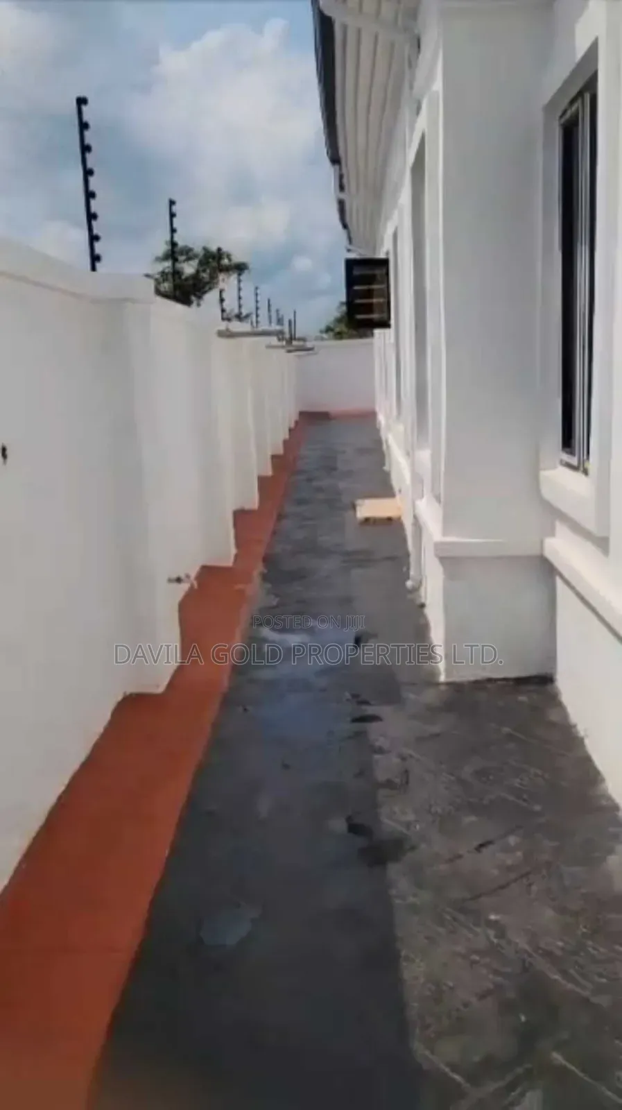 4bdrm Bungalow in Benin City for sale