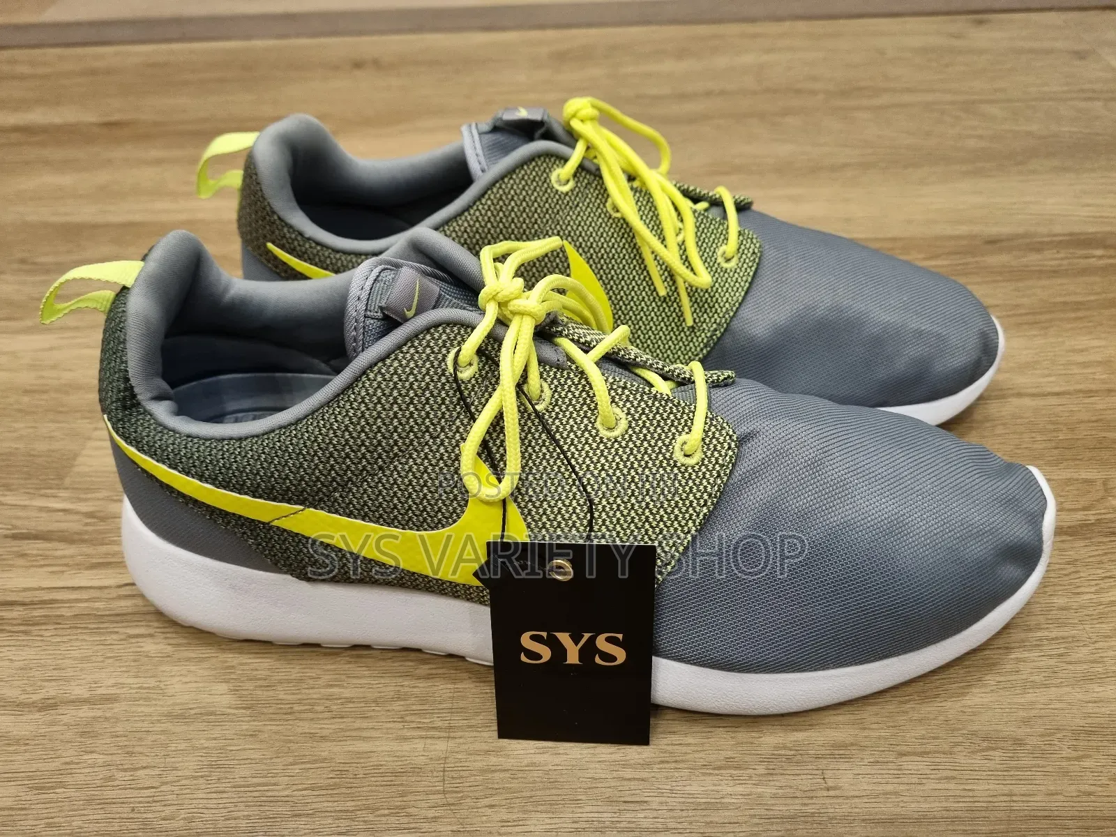 Original Nike Men's Sneakers Lemon Gray