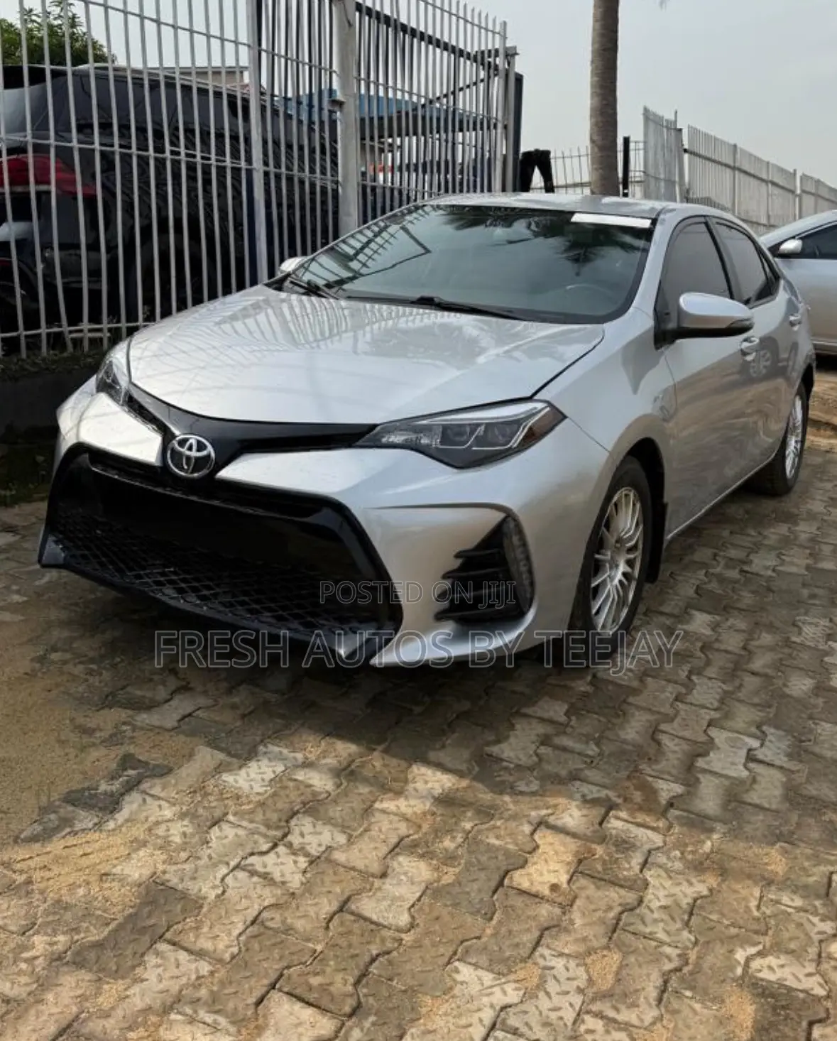 Toyota Corolla S 4dr Sedan (1.8L 4cyl CVT) 2016 Silver