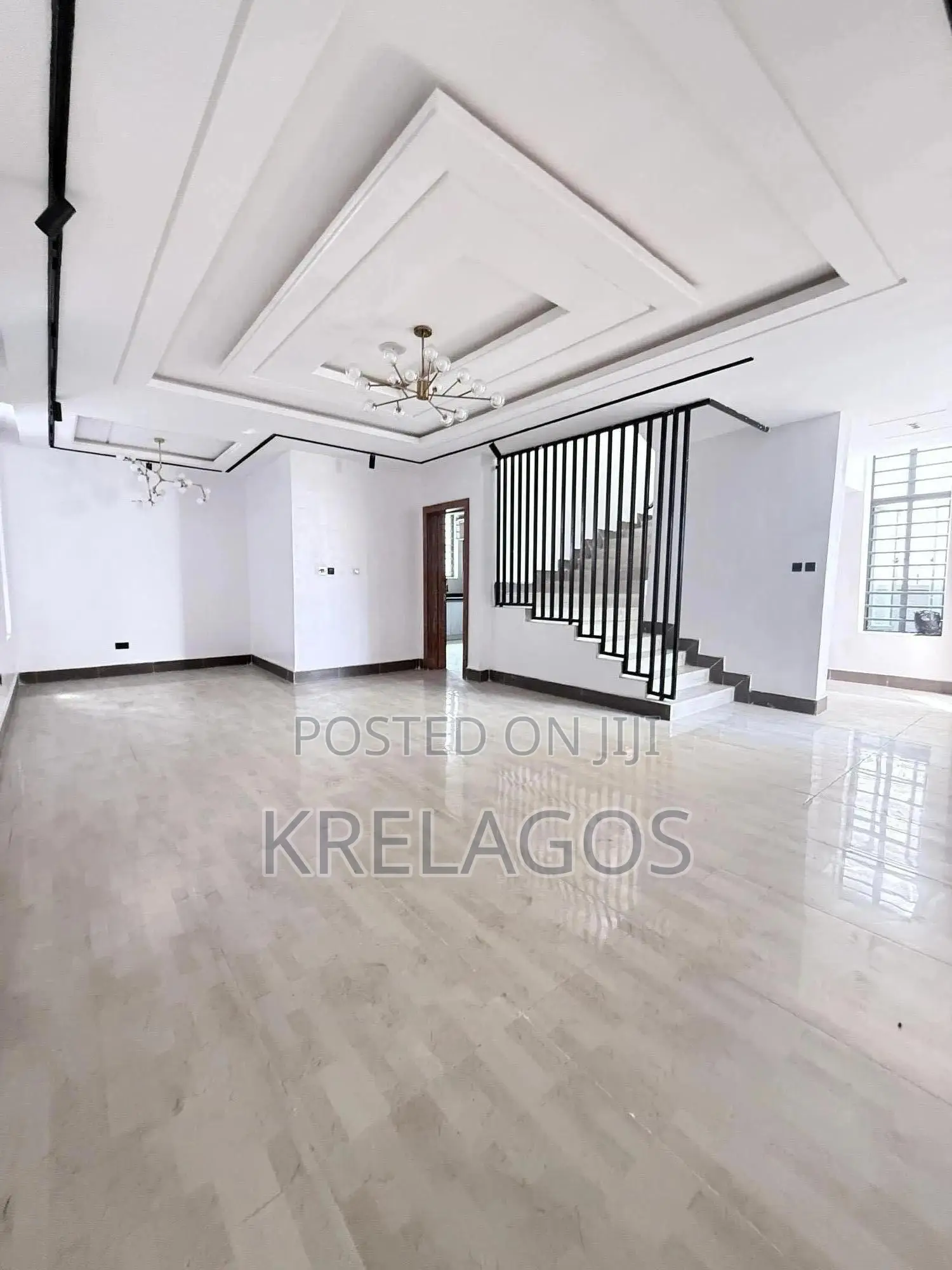 5bdrm Duplex in Lekki for sale